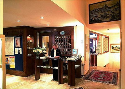 Hotel Titano