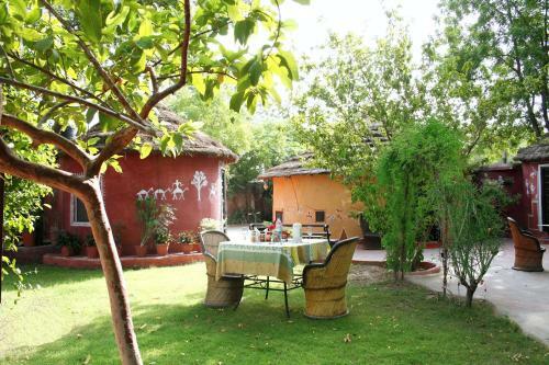 Residencia Mandore Guest House