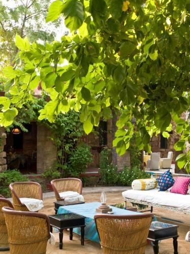 Residencia Mandore Guest House