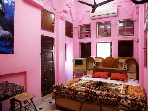 Hostal Amar Niwas Guest House