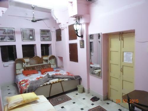 Hostal Amar Niwas Guest House