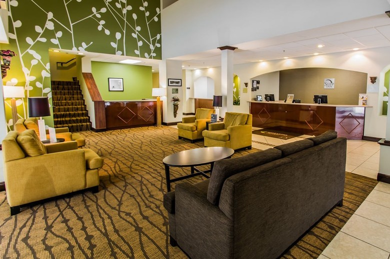 Hotel Sleep Inn And Suites