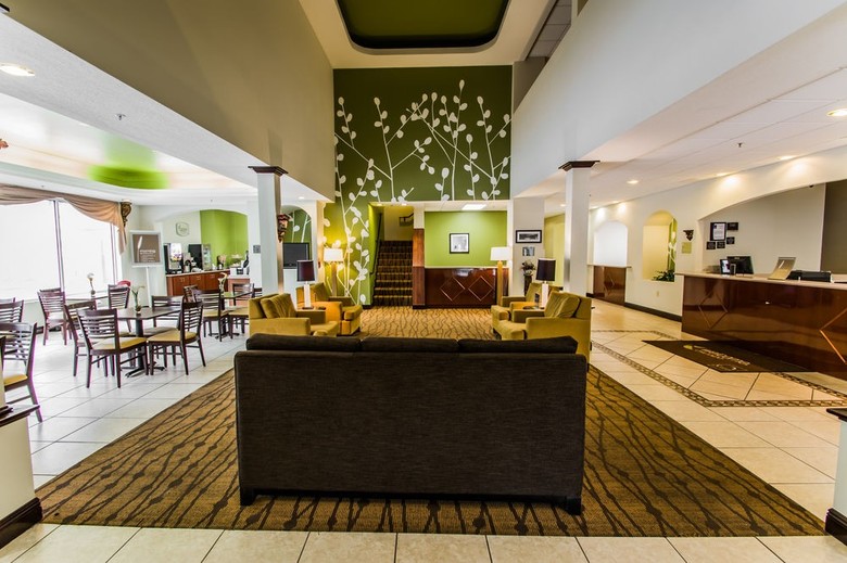 Hotel Sleep Inn And Suites