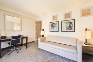 Doubletree Club Hotel San Diego