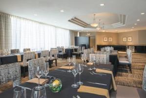 Doubletree Club Hotel San Diego