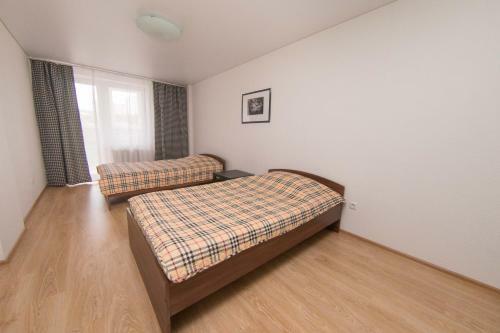 Apartamento Kvartira Posutochno Vysotnaya 2