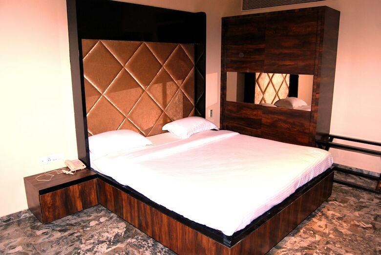 Hotel Apaar