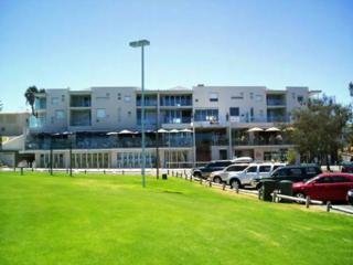 Hotel Clarion Suites Mullaloo Beach