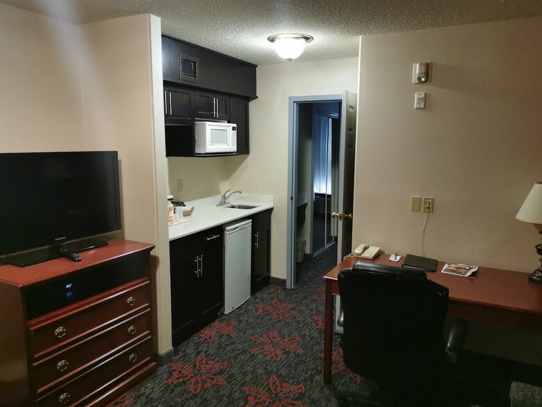 Hotel Comfort Inn & Suites University