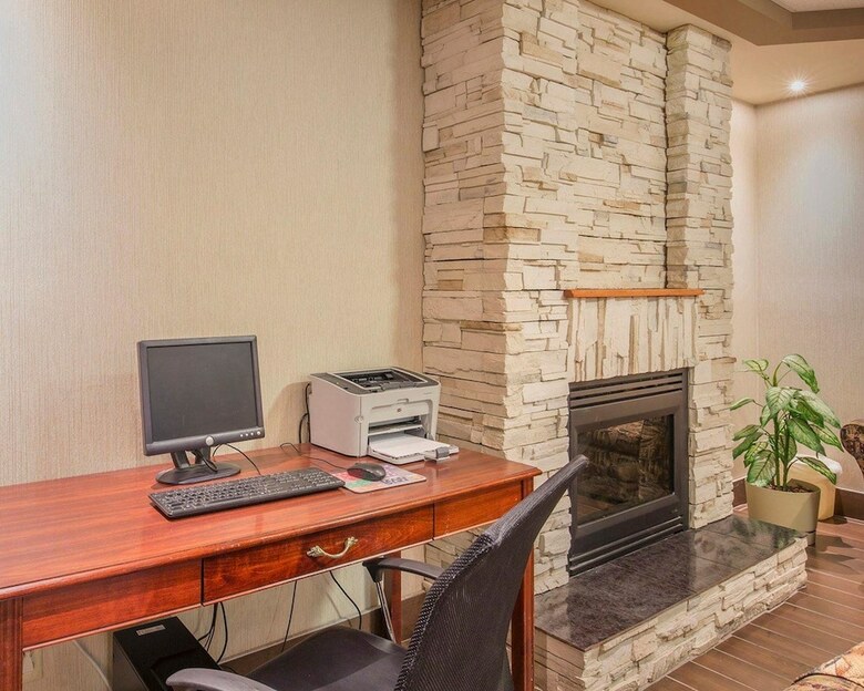 Hotel Comfort Inn & Suites University