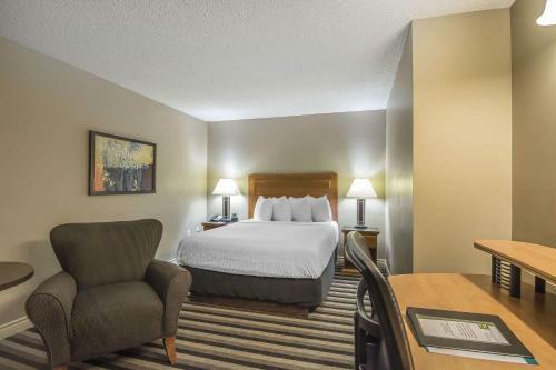 Hotel Quality Inn West Harvest