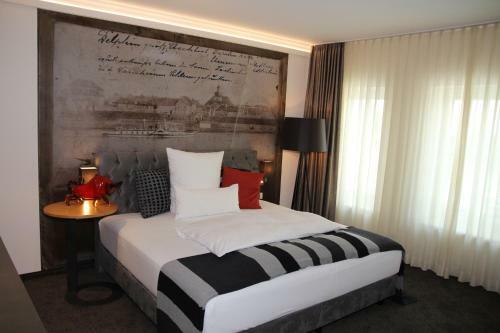 Hotel H�ll Am Main