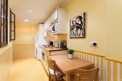 Cozymallorca!:old Centre Apartments