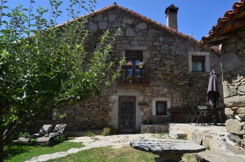 Agroturismo Casa Rural La Casa De Piedra