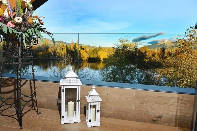 Apartamentos La Torreta Del Llac