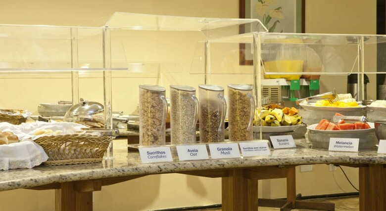 Hotel Savoy Othon Travel