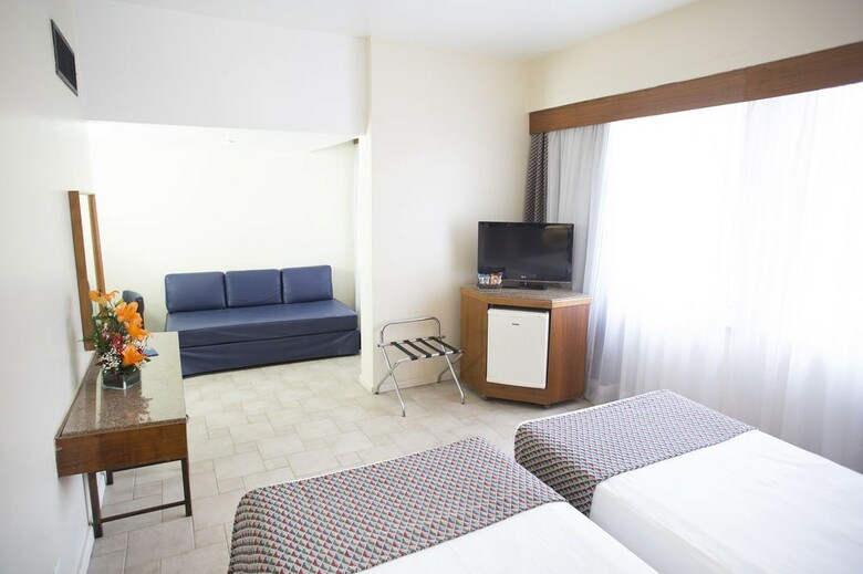 Hotel Savoy Othon Travel