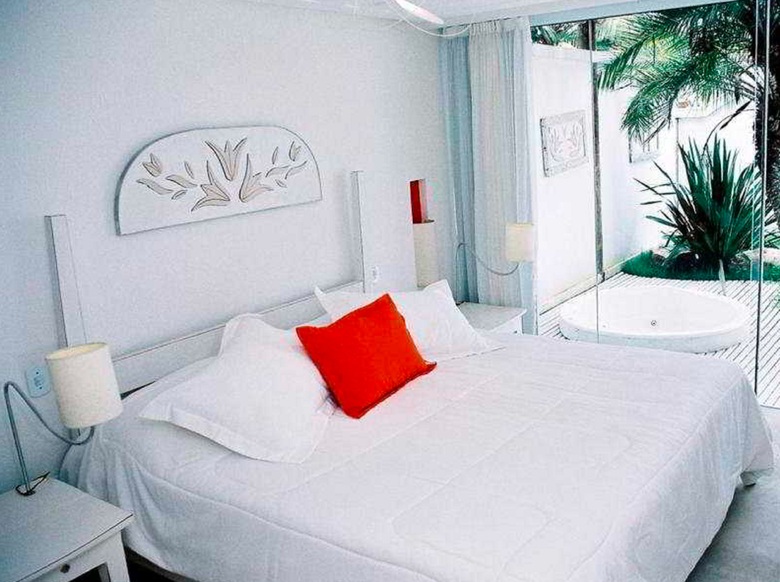 Own B�zios Beach Hotel