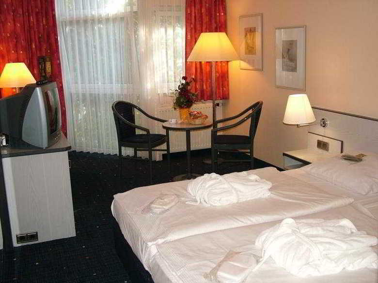 Ramada Hotel H�rth-k�ln