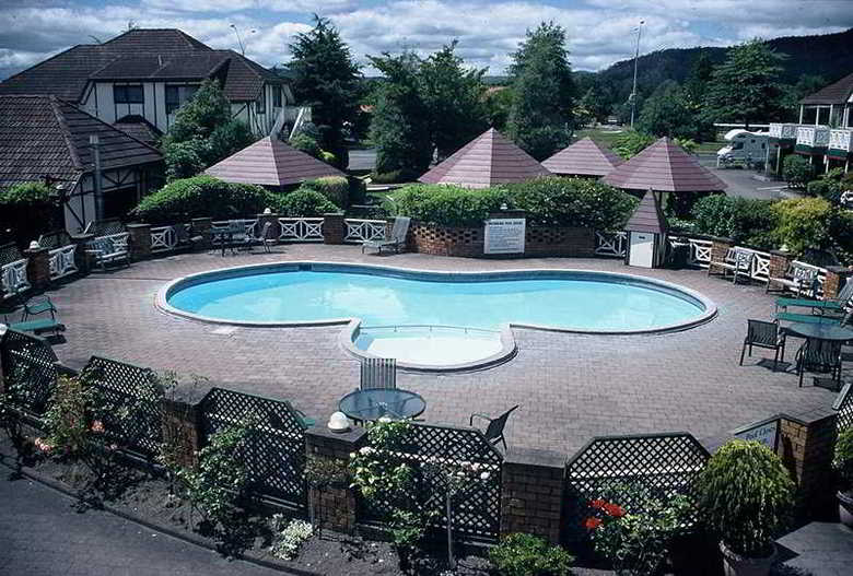 Hotel Silveroaks Resort Heritage