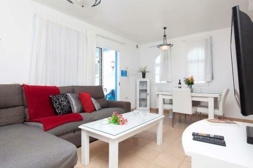 Villa Shila By Vacanzy Collection