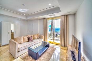Banus Beach Apartments