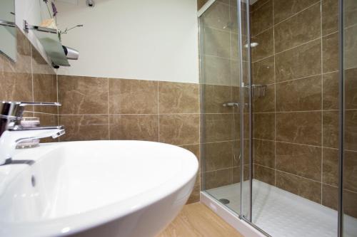 Apartments Ol� - Albareda 24
