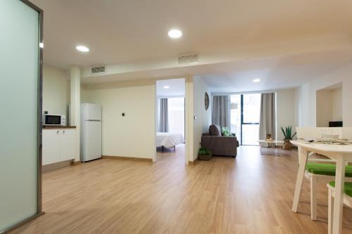 Apartments Ol� - Albareda 24