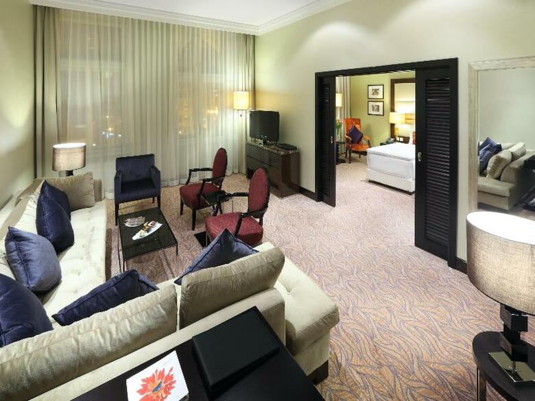 Hotel Kings Court