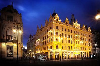 Hotel Kings Court