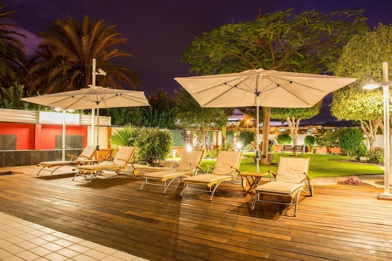 Villa Siesta Suites