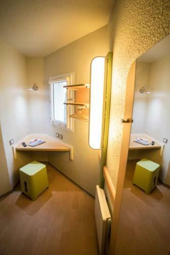 Hotel H�te H�tel Rouen Cl�on