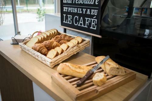 Hotel H�te H�tel Rouen Cl�on