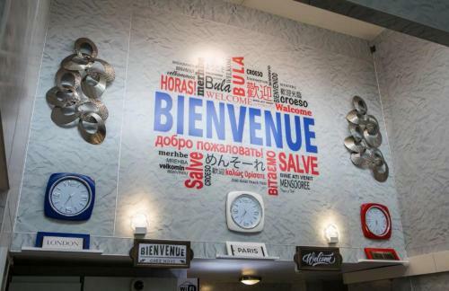 Hotel H�te H�tel Rouen Cl�on