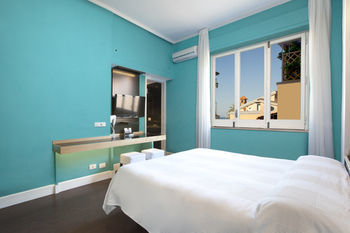 Sorrento Apartments