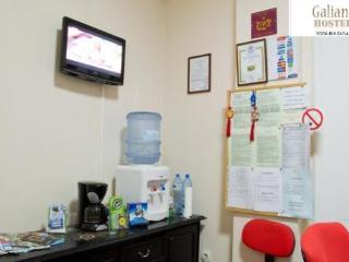 Hostal Galiani Hostel