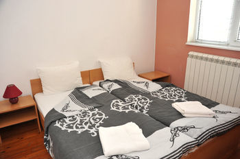Hostal Galiani Hostel
