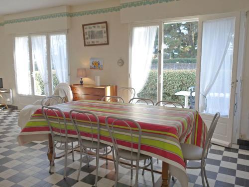 Holiday Home Villa Les Damiers