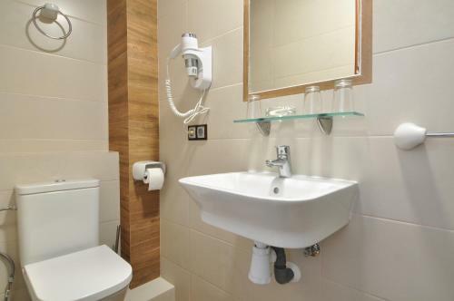 Hostal Almanzor