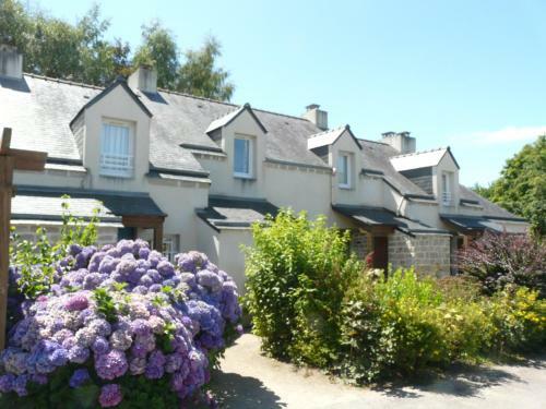 Cottages Du Golf, Plo�mel