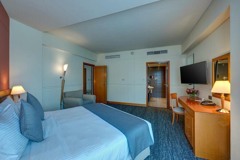 J5 Hotels Port Saeed