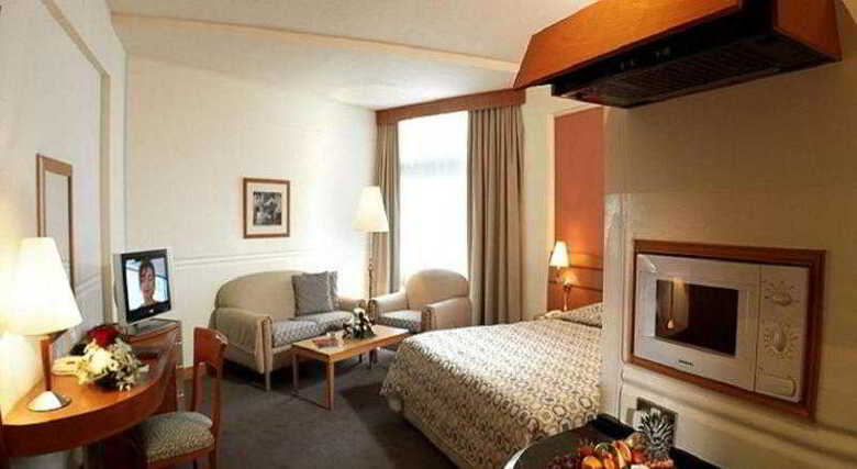 J5 Hotels Port Saeed