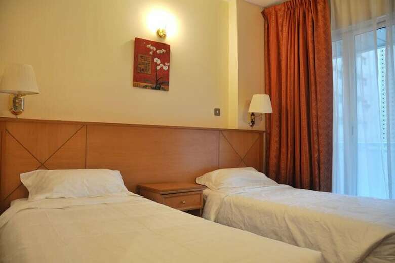 Royal Plaza Hotel Apartments