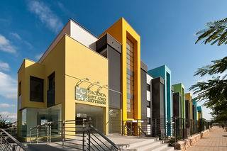 Apartamentos Hacienda Sant  Jordi Golf & Resort