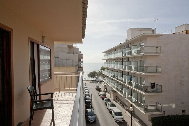 Albergue Hostal Bona Vista