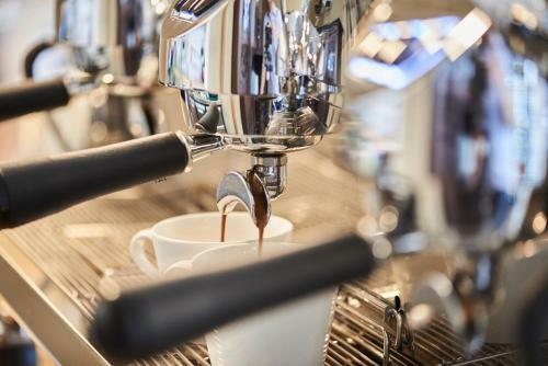 Alte Apotheke Hotel Und Cafe