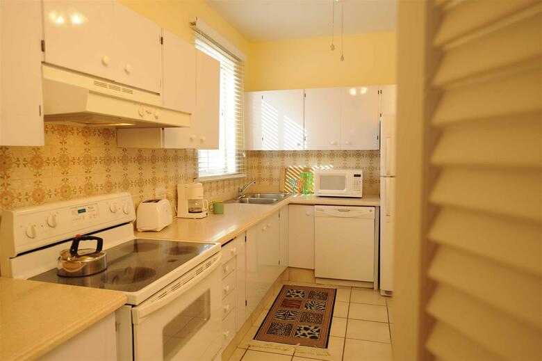 Hotel Bay View Suites Paradise Island