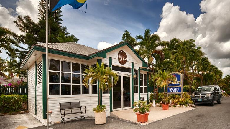 Hotel Bay View Suites Paradise Island