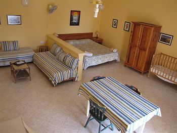 Mariblu Bed & Breakfast Guesthouse