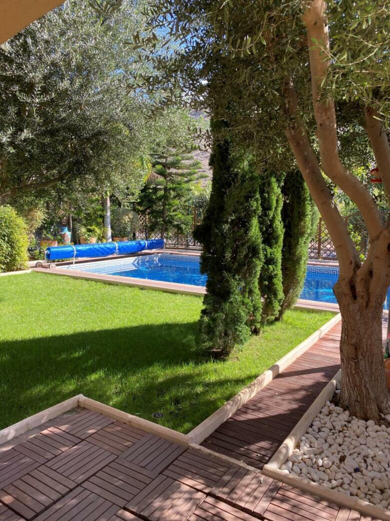 Villa Bougainvillea
